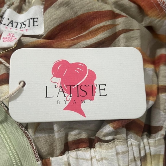 NWT L'ATISTE by AMY Palms Print Wide Leg Cropped Jumpsuit - Picture 11 of 16